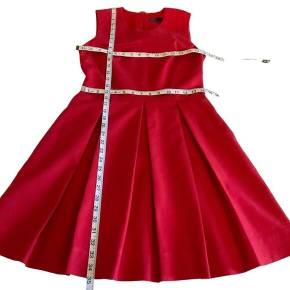 Gap Dress Fit and Flare Pleated Skirt Round Neck Red Sleeveless Zip Clasp Back 4 - Picture 5 of 10